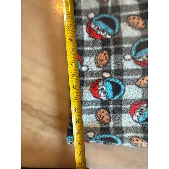 Cookie Monster Plush a
Plaid Christmas Pajama Pants Women's Small - Picture 7 of 9